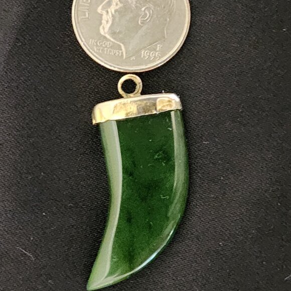 Jade Carved Claw Charm or Pendant - Picture 2 of 7